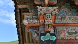 용머리, 기둥장식, 예천용문사대장전, 보물제145호, 경북, 사진,이미지,일러스트,캘리그라피 - 행복신작가 크라우드픽 - 저작권 걱정 없는 상업용...