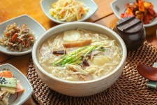 칼국수, 버섯칼국수, 버섯, 호박칼국수, 호박, 사진,이미지,일러스트,캘리그라피 - 미미스튜디오작가 크라우드픽 - 저작권 걱정 없는 상업용 이미지