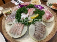 회, 횟집, 광어회, 사시미, seafood, 사진,이미지,일러스트,캘리그라피 - viviangel88작가 크라우드픽 - 저작권 걱정 없는 상업용 이미지