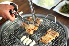 숯불닭갈비, 닭갈비, 춘천숯불닭갈비, 갈비, 닭갈비구이, 사진,이미지,일러스트,캘리그라피 - 미미스튜디오작가 크라우드픽 - 저작권 걱정 없는... 