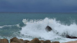 파도, seawaves, 자연, 백파, 태풍, 사진,이미지,일러스트,캘리그라피 - Ban Kim작가 크라우드픽 - 저작권 걱정 없는 상업용 이미지