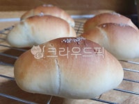bread, 빵, 음식, 시오빵, 소금빵, 사진,이미지,일러스트,캘리그라피 - 다중이작가 크라우드픽 - 저작권 걱정 없는 상업용 이미지