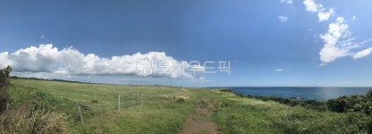 제주, 서귀포, 올레길, 신풍목장, 구름, 사진,이미지,일러스트,캘리그라피 - 제주대그니작가 크라우드픽 - 저작권 걱정 없는 상업용 이미지