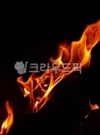 fire, 불, flame, 불꽃, 밤, 사진,이미지,일러스트,캘리그라피 - hhhhbbb작가 크라우드픽 - 저작권 걱정 없는 상업용 이미지