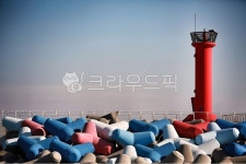 등대, 방파제, 바다, 영덕, 고래불해수욕장, 사진,이미지,일러스트,캘리그라피 - N73044080작가 크라우드픽 - 저작권 걱정 없는 상업용 이미지