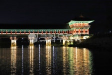 월정교, 경주, 경주야경, 야경, 한옥, 사진,이미지,일러스트,캘리그라피 - 늑돌이작가 크라우드픽 - 저작권 걱정 없는 상업용 이미지