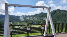 양양고속도로, 홍천휴게소, 그네, 맑은하늘, 휴식, 사진,이미지,일러스트,캘리그라피 - jium작가 크라우드픽 - 저작권 걱정 없는 상업용 이미지