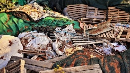 고물, 쓰레기장, 고물상, 폐목, 폐기물, 사진,이미지,일러스트,캘리그라피 - chego21작가 크라우드픽 - 저작권 걱정 없는 상업용 이미지