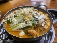 감자탕, 뼈해장국, 전골, 우거지감자탕, 식사, 사진,이미지,일러스트,캘리그라피 - 550작가 크라우드픽 - 저작권 걱정 없는 상업용 이미지