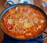 부대찌개, 찌개, 치즈, 면, 음식, 사진,이미지,일러스트,캘리그라피 - 양나무작가 크라우드픽 - 저작권 걱정 없는 상업용 이미지