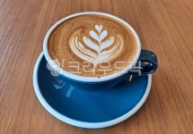 latte, 라떼, cup, 컵, coffeecup, 사진,이미지,일러스트,캘리그라피 - 시선을담다작가 크라우드픽 - 저작권 걱정 없는 상업용 이미지