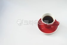 커피잔, 빨강색, 빨간커피잔, 커피, 카페, 사진,이미지,일러스트,캘리그라피 - yulmok작가 크라우드픽 - 저작권 걱정 없는 상업용 이미지