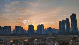 sunrise, sunup, 일출, 햇빛, sun, 사진,이미지,일러스트,캘리그라피 - tuddnr작가 크라우드픽 - 저작권 걱정 없는 상업용 이미지