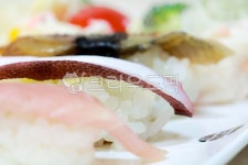 sushi, 회, food, 음식, 초밥, 사진,이미지,일러스트,캘리그라피 - 봉산호랑이작가 크라우드픽 - 저작권 걱정 없는 상업용 이미지