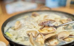 명주조개, 조개, 밀조개, 칼국수, 끓이기, 사진,이미지,일러스트,캘리그라피 - foodenjoy작가 크라우드픽 - 저작권 걱정 없는 상업용 이미지