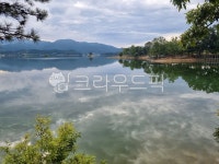 이른아침, 구름, 호수, 자연, 반영, 사진,이미지,일러스트,캘리그라피 - soondo253작가 크라우드픽 - 저작권 걱정 없는 상업용 이미지