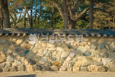 wall, 경주, 한옥, 돌담, 벽, 사진,이미지,일러스트,캘리그라피 - Bgsik작가 크라우드픽 - 저작권 걱정 없는 상업용 이미지