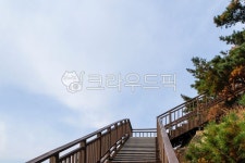 용마산, 옥외, 목재, 난간, 계단, 사진,이미지,일러스트,캘리그라피 - imlover작가 크라우드픽 - 저작권 걱정 없는 상업용 이미지
