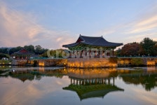 동궁, 월지, 신라, 기와, 별궁, 사진,이미지,일러스트,캘리그라피 - 청설작가 크라우드픽 - 저작권 걱정 없는 상업용 이미지