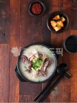 사골설렁탕, 순대국밥, 국밥, 깍두기, 밥상, 사진,이미지,일러스트,캘리그라피 - ykjt7328작가 크라우드픽 - 저작권 걱정 없는 상업용 이미지