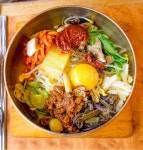 전주, 전주비빔밥, 전주전통비빔밥, 놋쇠그릇, 한식, 사진,이미지,일러스트,캘리그라피 - 알면서도작가 크라우드픽 - 저작권 걱정 없는 상업용 이미지