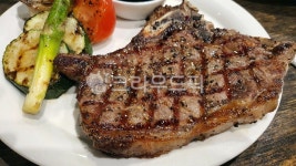 스테이크, steak, 음식, food, 양식, 사진,이미지,일러스트,캘리그라피 - softbreeze80작가 크라우드픽 - 저작권 걱정 없는 상업용 이미지