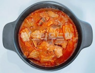 돼지갈비김치찜, 돼지고기김치찜, 묵은지김치찜, 김치찜, 묵은지, 사진,이미지,일러스트,캘리그라피 - 먹방작가 크라우드픽 - 저작권 걱정 없는... 