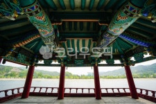 풍류, 문화유산, 함벽루, 정자, 누각, 사진,이미지,일러스트,캘리그라피 - bitgrida작가 크라우드픽 - 저작권 걱정 없는 상업용 이미지