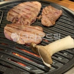 meat, 고기, food, 음식, pork, 사진,이미지,일러스트,캘리그라피 - Nwmr04059작가 크라우드픽 - 저작권 걱정 없는 상업용 이미지