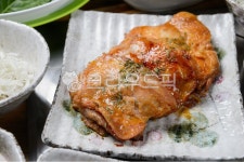 닭, 갈비, 닭갈비, 숯, 구이, 사진,이미지,일러스트,캘리그라피 - 2470mm작가 크라우드픽 - 저작권 걱정 없는 상업용 이미지