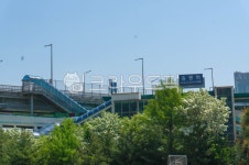 응봉역, 전철역, 학교, 응봉동, 철길, 사진,이미지,일러스트,캘리그라피 - ced2430작가 크라우드픽 - 저작권 걱정 없는 상업용 이미지