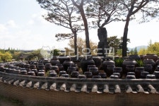 항아리분수, 장독대분수, 장독대, 분수대, 분수, 사진,이미지,일러스트,캘리그라피 - 올리비아월세작가 크라우드픽 - 저작권 걱정 없는 상업용 이미지