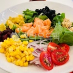 샐러드, 연어, 올리브, 옥수수, 적양파, 사진,이미지,일러스트,캘리그라피 - MarisStella작가 크라우드픽 - 저작권 걱정 없는 상업용 이미지