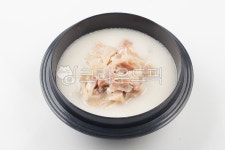 한우, 도가니탕, 국밥, 육류, 소, 사진,이미지,일러스트,캘리그라피 - 박프로 진Studio작가 크라우드픽 - 저작권 걱정 없는 상업용 이미지