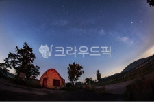 성이시돌, 제주도, 목장, 은하수, 야경, 사진,이미지,일러스트,캘리그라피 - heyhey작가 크라우드픽 - 저작권 걱정 없는 상업용 이미지