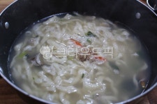 food, 음식, 식사, 국수, 그릇, 사진,이미지,일러스트,캘리그라피 - 캣츠작가 크라우드픽 - 저작권 걱정 없는 상업용 이미지