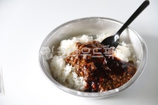 먹거리, 맛있다, 볶음밥, 비빔밥, 한식, 사진,이미지,일러스트,캘리그라피 - NULDO AND JJ작가 크라우드픽 - 저작권 걱정 없는 상업용 이미지