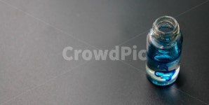 유리병, 물, 파랑, 잉크, 번짐, 사진,이미지,일러스트,캘리그라피 - studio H작가 크라우드픽 - 저작권 걱정 없는 상업용 이미지