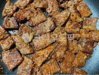 돼지양념갈비, 양념갈비, 갈비, 왕갈비, 돼지왕갈비, 사진,이미지,일러스트,캘리그라피 - 먹방작가 크라우드픽 - 저작권 걱정 없는 상업용 이미지