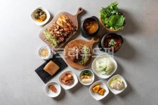 숯불삼겹살, 삼겹살, 돼지갈비, 숯불, 벌집껍데기, 사진,이미지,일러스트,캘리그라피 - coolazrael작가 크라우드픽 - 저작권 걱정 없는 상업용... 