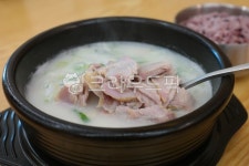 수육국밥, 수육, 돼지고기, 뚝배기, 국밥, 사진,이미지,일러스트,캘리그라피 - 횽횽작가 크라우드픽 - 저작권 걱정 없는 상업용 이미지