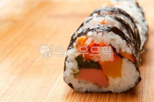 나무도마, 김밥, 집밥, 도시락, 소풍, 사진,이미지,일러스트,캘리그라피 - geuomai작가 크라우드픽 - 저작권 걱정 없는 상업용 이미지