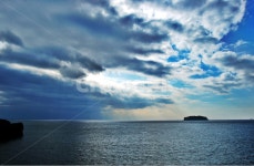 범섬, 제주, 바다, 구름, 빛내림, 사진,이미지,일러스트,캘리그라피 - Deep bLUE작가 크라우드픽 - 저작권 걱정 없는 상업용 이미지