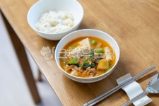 청국장, 청국장찌개, 찌개, 한식, 콩요리, 사진,이미지,일러스트,캘리그라피 - 톤앤매너작가 크라우드픽 - 저작권 걱정 없는 상업용 이미지
