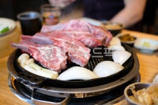 양고기, 외식, 양, 고기, 음식, 사진,이미지,일러스트,캘리그라피 - 어썸팍작가 크라우드픽 - 저작권 걱정 없는 상업용 이미지