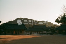 부여, 백제, 사비궁, 한옥, 전통, 사진,이미지,일러스트,캘리그라피 - Soofilca작가 크라우드픽 - 저작권 걱정 없는 상업용 이미지