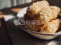 유과, 쌀음식, 전통음식, 한국전통음식, 한국음식문화, 사진,이미지,일러스트,캘리그라피 - jameshan3035작가 크라우드픽 - 저작권 걱정 없는... 