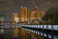 광교호수공원, 호수공원야경, 야경, 저수지, 건물, 사진,이미지,일러스트,캘리그라피 - Deep bLUE작가 크라우드픽 - 저작권 걱정 없는 상업용... 