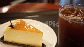 치즈케이크, 아메리카노, 커피, 카페, 디저트, 사진,이미지,일러스트,캘리그라피 - 다정금지작가 크라우드픽 - 저작권 걱정 없는 상업용 이미지