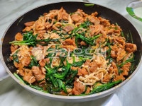 food, 오리고기, 고기, 집밥, cookware, 사진,이미지,일러스트,캘리그라피 - 러블리쭌앤옥작가 크라우드픽 - 저작권 걱정 없는 상업용 이미지